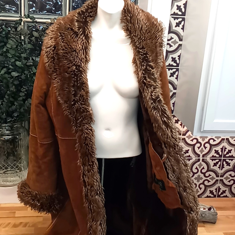 Woman leather suede shearling winter coat